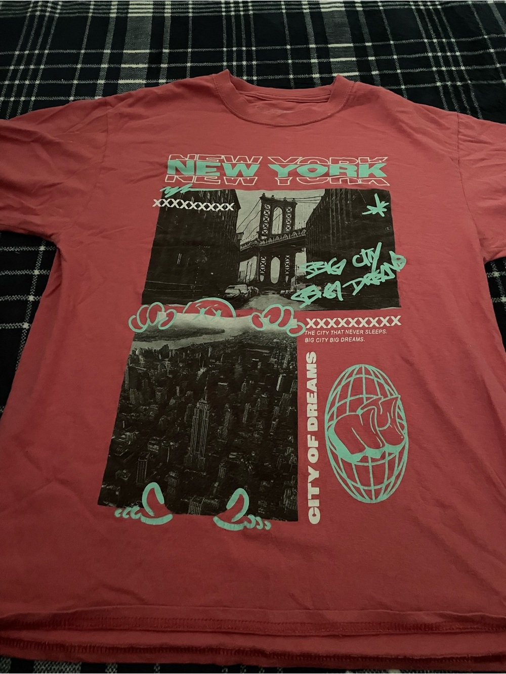 Unbranded Women’s Coral New York Graphic T-Shirt